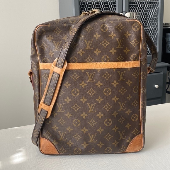 Louis Vuitton Handbags - Louis Vuitton Monogram Danube GM Travel Unisex Crossbody Bag